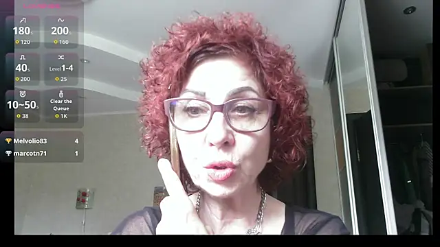 Kelly Flurr online show from June 15, 9:55 am