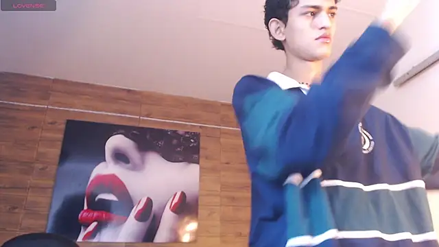 Snapshot of Michaelkoiv chatting on January 19, 12:42 pm Michaelkoiv online show from January 19, 12:42 pm