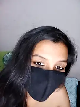 your-Mia07 online show from December 3, 1:53 pm