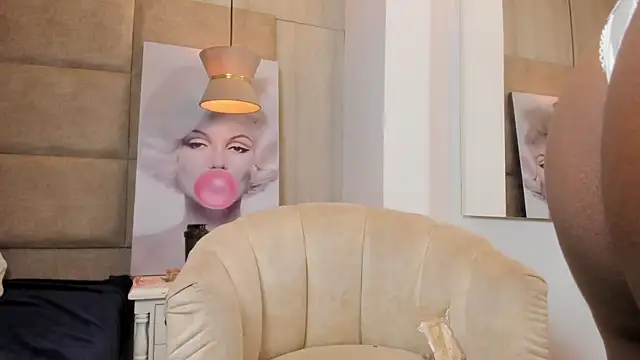 GenesisJordan online show from January 8, 8:11 pm