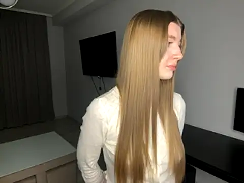 Michell Rosse online show from November 29, 7:39 pm