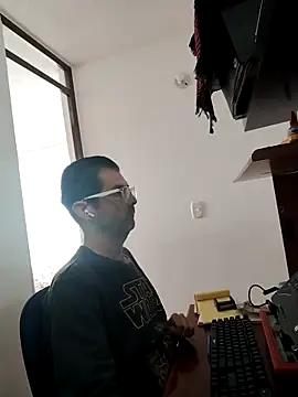 Fuegosutil online show from November 26, 4:52 pm