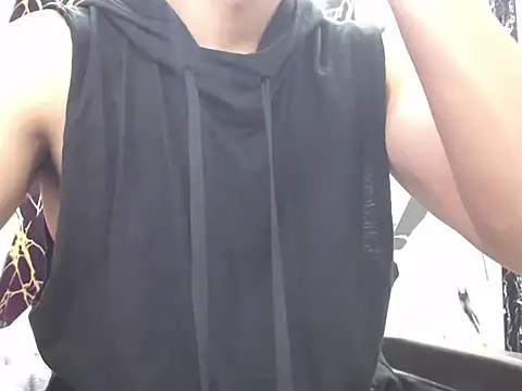 simonm667 online show from April 10, 8:35 pm