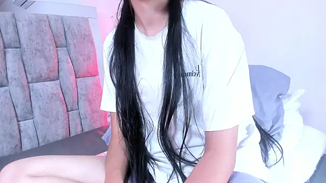 ZafiraNavarro online show from April 4, 6:27 pm