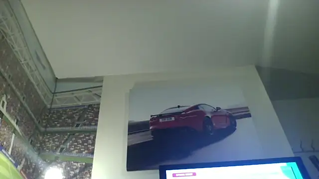 Snapshot of Mrslingerie chatting on March 9, 1:20 am Mrslingerie online show from March 9, 1:20 am