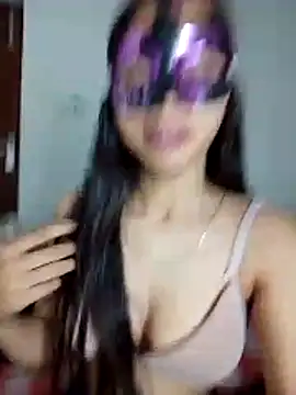 Cute Girl 27 online show from February 10, 1:37 pm