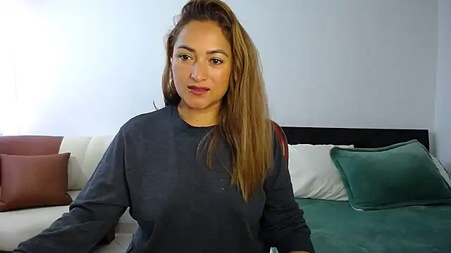 ximenaxcite19 online show from February 13, 1:18 pm