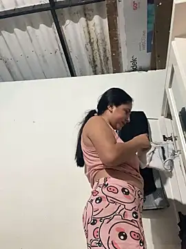 Emily milk 1 online show from April 1, 5:19 am