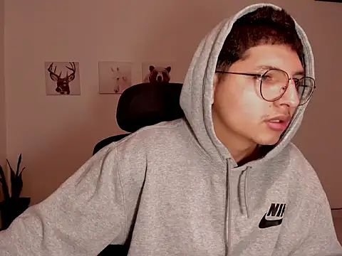 Snapshot of Juan_belmont chatting on February 10, 9:24 am Juan belmont online show from February 10, 9:24 am