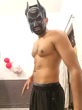 Snapshot of Amit22122 chatting on February 24, 4:32 am Amit22122 online show from February 24, 4:32 am