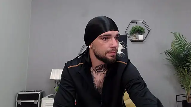 KaneHunter online show from May 21, 11:23 pm