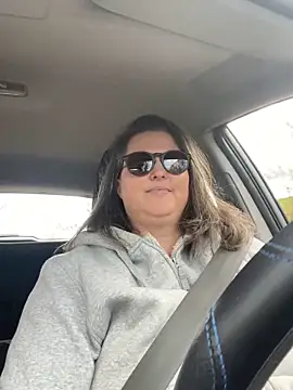 Snapshot of bea_french_curvy chatting on February 3, 12:21 pm bea french curvy online show from February 3, 12:21 pm