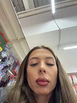 Snapshot of BabeAde chatting on December 3, 10:46 am BabeAde online show from December 3, 10:46 am