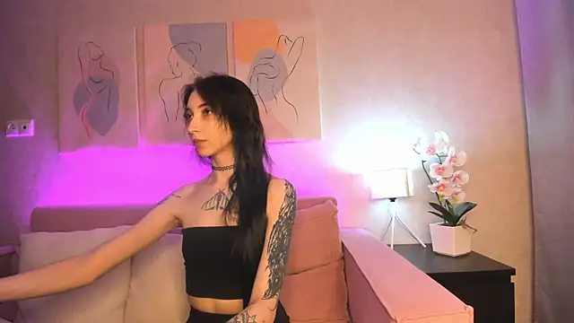 Ellen Hops online show from March 29, 9:09 am