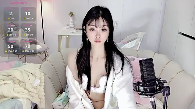 Coral 888 online show from December 2, 11:00 pm