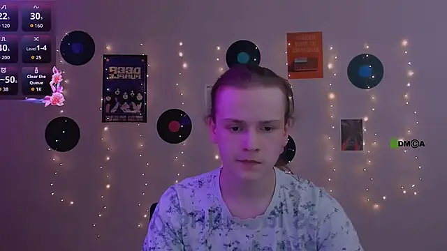 Snapshot of leo_void chatting on February 27, 7:47 pm leo void online show from February 27, 7:47 pm