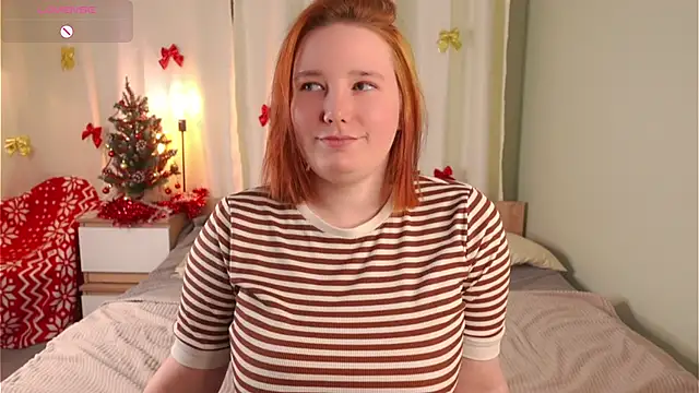 GwendaWhetham online show from December 21, 11:06 am