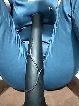 Snapshot of rodeo-drive chatting on February 17, 12:01 pm rodeo-drive online show from February 17, 12:01 pm