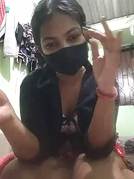 Hot-Bidhika online show from April 6, 11:55 am