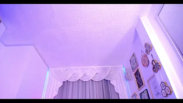 IsabelleDaza online show from February 23, 12:13 pm