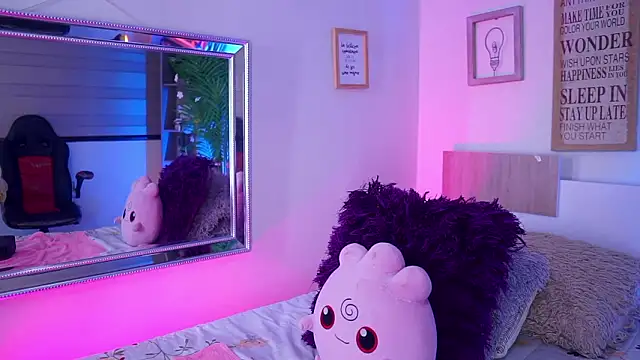 dakotaa 01 online show from February 3, 5:29 pm