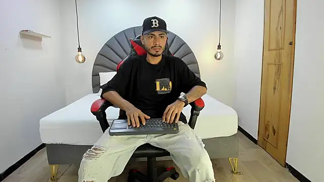 MatthewCullen online show from January 15, 8:23 pm