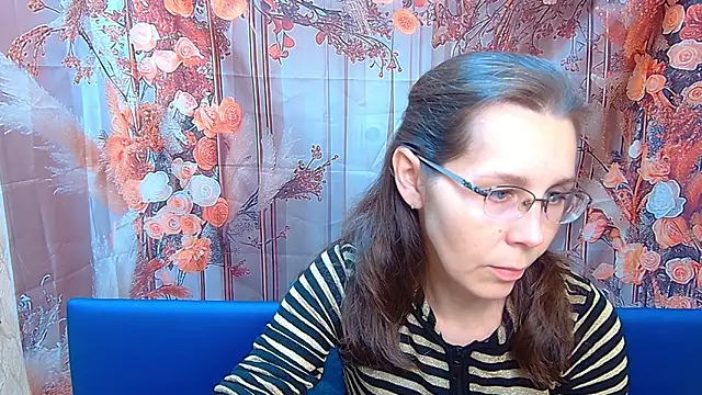 DaisyEdit online show from November 30, 6:06 am