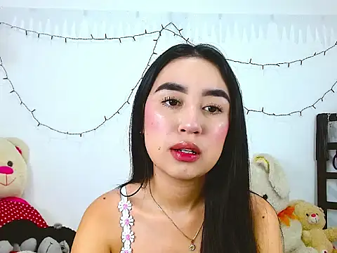 Snapshot of SiennaLorens chatting on January 13, 1:16 pm SiennaLorens online show from January 13, 1:16 pm