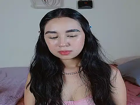 SiennaLorens online show from August 1, 12:10 am