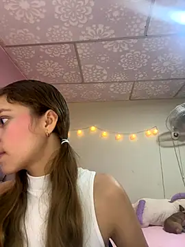 Vanneskk online show from December 5, 1:31 pm