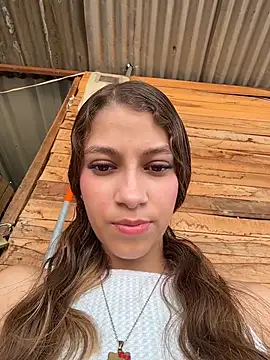 Vanneskk online show from April 25, 6:38 pm