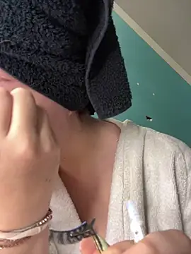 mellixxa online show from December 19, 1:29 pm