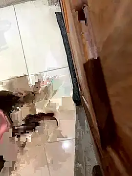 Snapshot of mfanawantwela chatting on January 16, 1:15 pm mfanawantwela online show from January 16, 1:15 pm