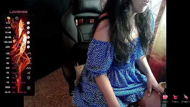 Snapshot of Whisperingfire chatting on April 18, 1:59 pm Whisperingfire online show from April 18, 1:59 pm