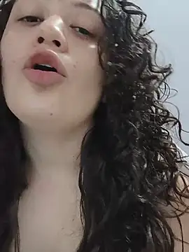 Snapshot of Alana_444 chatting on May 20, 3:56 am Alana 444 online show from May 20, 3:56 am