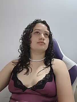 Alana 444 online show from June 26, 3:00 am