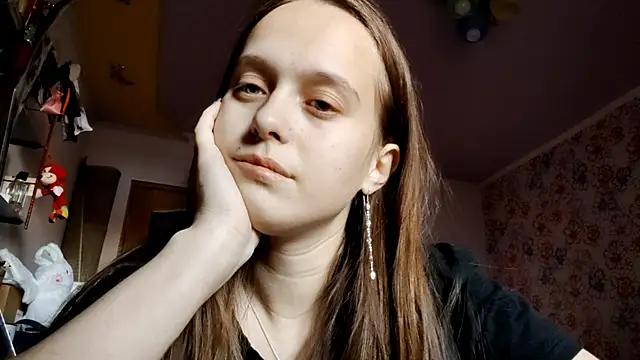 SophieHazely online show from December 16, 6:07 am