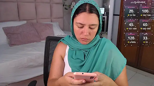 KaylaVonn online show from February 27, 5:18 am