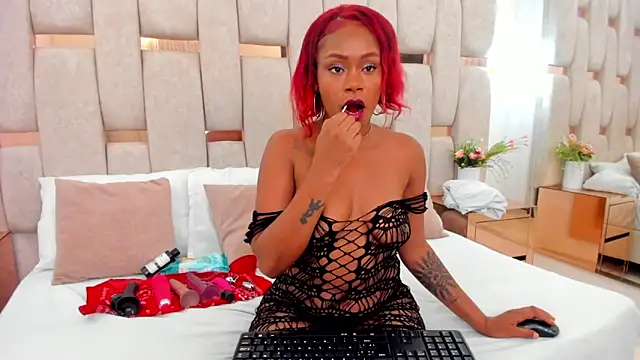 Snapshot of katty_withe chatting on December 1, 9:53 pm katty withe online show from December 1, 9:53 pm