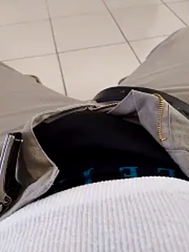 Snapshot of cristian112090 chatting on November 20, 5:56 pm cristian112090 online show from November 20, 5:56 pm