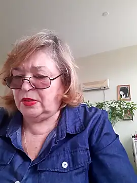 rekelme online show from March 8, 9:50 am