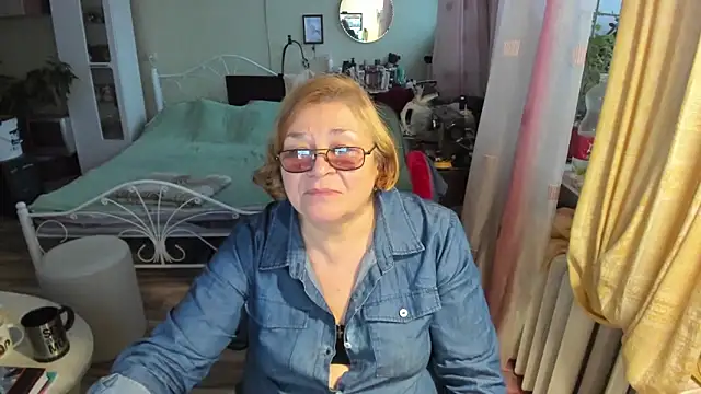 Snapshot of rekelme chatting on March 25, 4:13 pm rekelme online show from March 25, 4:13 pm