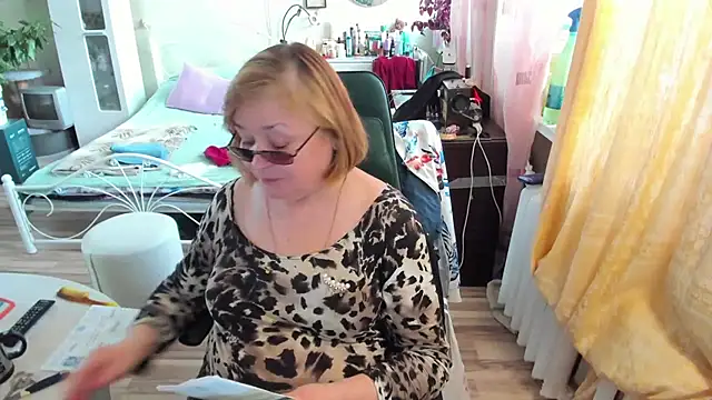 rekelme online show from May 7, 4:01 pm