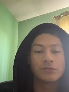 Snapshot of aelor2028 chatting on November 29, 2:53 pm aelor2028 online show from November 29, 2:53 pm