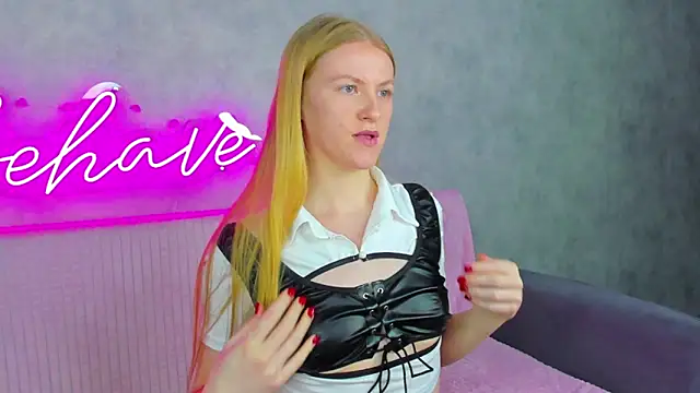 Snapshot of Alicia_Hars chatting on February 25, 11:36 pm Alicia Hars online show from February 25, 11:36 pm