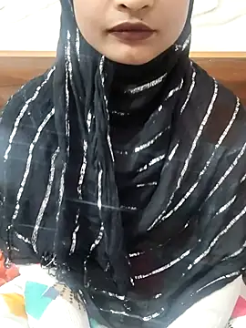 Zoyaa-Zubair online show from December 2, 11:15 am