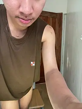 asiantwink0000 online show from February 2, 8:02 am