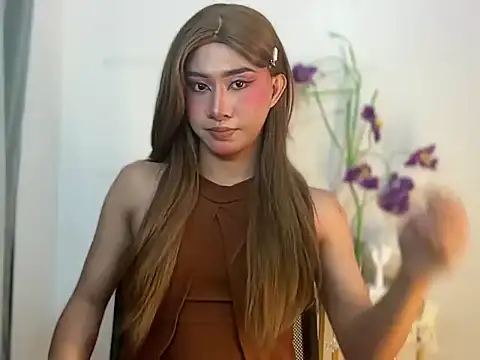 asiantwink0000 online show from May 6, 8:36 pm