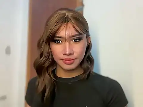 asiantwink0000 online show from May 18, 5:24 am