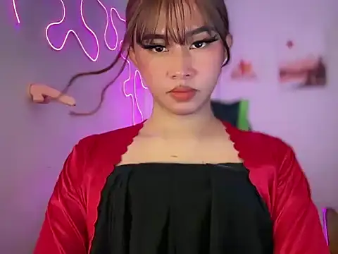 asiantwink0000 online show from May 23, 10:47 pm
